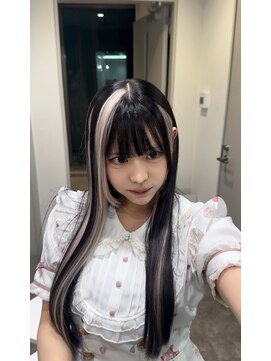 モニカ 原宿店(MONIQA) ホワイトブラック