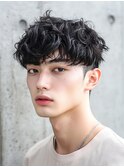 【ツーブロ×刈り上げ×パーマ】スッキリショート