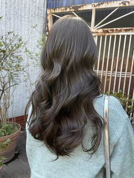 ティエラ 原宿 表参道(Tierra) 【Tierra桑原圭太】肌をくすませない特殊配合のオリーブカラー
