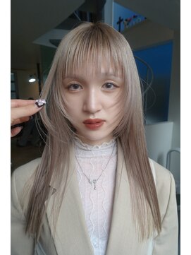 シキ 渋谷(siki) ハイトーン/ブリーチ/レイヤーカット/シアーカラー/渋谷/原宿