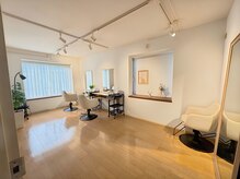 ルーチェ 六本木(Luce)の雰囲気(木と緑の温かく柔らかな居心地の良い空間)