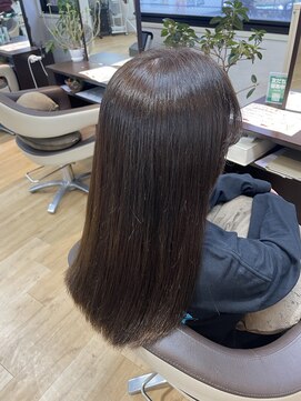 ライフメイクシベル 東林間(Life make siblles) カットでまとまりのいいスタイル