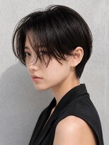 サーカス バイ ビュートリアム 青山(CIRCUS by BEAUTRIUM) シースルーバングハンサムショート|大人ショート