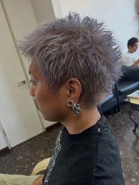 オークラブヘアースタジオ(O-CLUB hairstudio) スパイキーホワイト