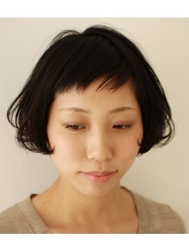 サロンドヘック(salon de hec.) ショートバングボブ