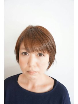 フェリシータ 緑地公園店(felicita) 大人かわいいエッジモード斜めバングマニッシュショート