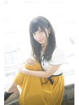 サロンドミルク 原宿(salon de MiLK)&nbsp;【salon de MiLK 原宿】透明感×耳かけゆるふわハニーヘア