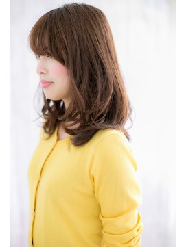 ミック ヘアアンドビューティー 大山店(miq  Hair&Beauty) 重めバング×エアリーカールの重軽ふわミディ
