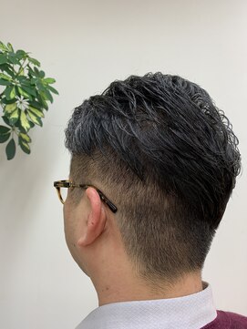 エリア 燕店(area) 男前ショート