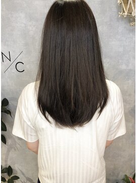 NC ツヤサラストレート