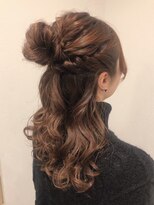 クロリ(Coloris) ハーフアップお団子アレンジ!(ダウンスタイル)