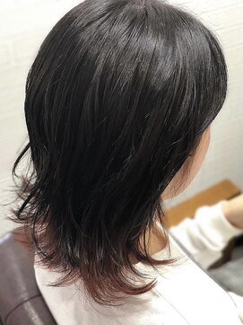 アトリエナガノ(atelier nagano) ニュアンスカラー/センターパート/ツヤ髪スタイル/ブルージュ