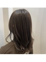 マイン(MINe)&nbsp;オリーブグレージュ【デザイナー小川】