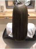ハイダメージもしっかりまとまるトリートメントスタイル