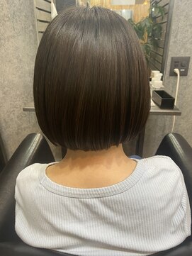 アール(R) ミニボブ