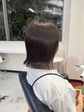 ディーボーイリタ 光の森(D-BOY Lita) ぷつっとボブ