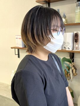 ソソ(soso) 【soso 伊勢田】ウルフ×グラデーション【横浜/ブリーチ】