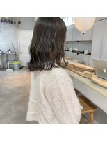 ミント(mint)&nbsp;ブリーチなしダブルカラーで透明感を！オリーブグレージュ！