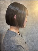 ショートボブ