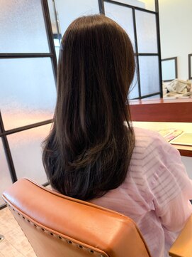 マーリャヘアー(mallia hair) レイヤースタイルレイヤーカットロングレイヤー小顔スタイル