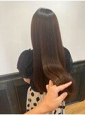 大人シアーベージュミニウルフボブミディアムレイヤー