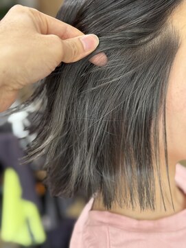 スナリー(Snaly) イヤリングカラー/ミルクティーグレー/ブリーチ二回