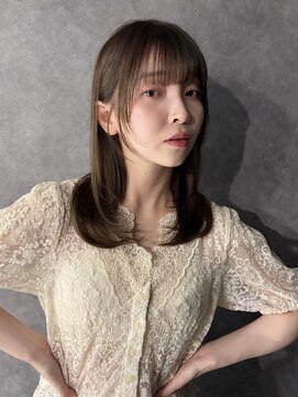 リアン バイ キートス(Lien by kiitos) ナチュラルレイヤーと骨格に合わせた顔周りカット