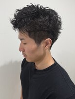 ヒュイル バイ ニアウ(Hwyl by Niau)&nbsp;メンズスパイキーショートツイストパーマ刈り上げシャドウパーマ