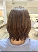 切りっぱなしくびれレイヤーボブ