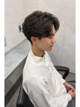 フェザーパーマ/ニュアンスパーマ/センターパート