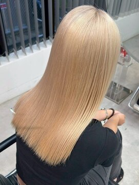 ミルクティーベージュ/ブリーチ/ウルフ/レイヤー/髪質改善