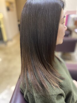 ヘアメイク トルテュ(HAIR MAKE TORTUE) 酸熱ストレート+レイヤーカット