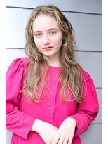 ロロ(ro-ro)&nbsp;【恵比寿ro-ro】セミウェットウェーブ×オリーブカラー