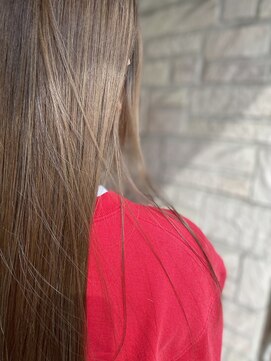 ジィップクリニカ(Zip clinica) シアーベージュ　担当近森