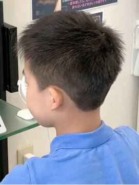 アヴソリューク(Absoluk) 小学生ボーイズカット