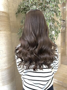 リト(riTo) 10代20代/透明感カラー/ロング