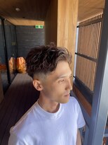 ダンパチバイケンジ(Danpachi by KENJE)&nbsp;フェード　ショート　カラー