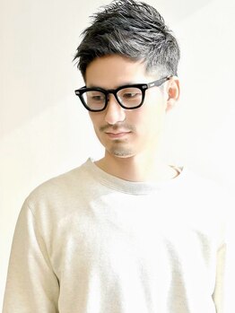 ステップ(STEP)の写真/《メンズ専門YOSHI》お悩みから→ご提案するカット＋ナチュラルパーマが大人男性に人気◎【21時迄営業◎】