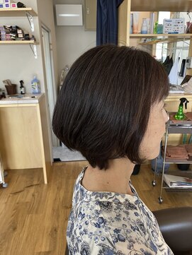 アン(an) タイトショート