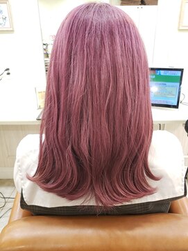 ティンク(Tink) 艶髪ハイトーン