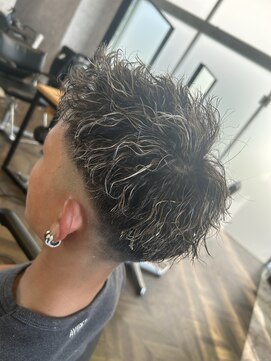 ステレオ ヘアデザイン 安城店(STEREO HAIR DESIGN) …メッシュ×ツイスパ(9月)…