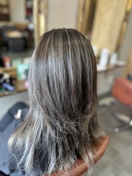 フリーク 土浦店(FREAK) ベースのこしバレイヤージュ