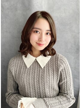 「艶髪ケア×大人のナチュラルストレート」