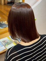 ミツバ(3tuba)&nbsp;ミニボブ ベージュカラー 艶髪 ストレート 縮毛矯正 レイヤー