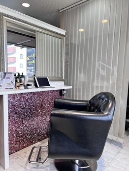 ヘアーサロン ジュエル(Hair Salon JEWEL)の写真/【30代からの本格髪質改善】年齢による髪の悩みを解決し、誰もが振り返る上質な美髪へ導く大人女性サロン