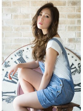 オーガスト ヘア ネイル(AUGUST hair nail) グラデーションカールスタイル 横浜