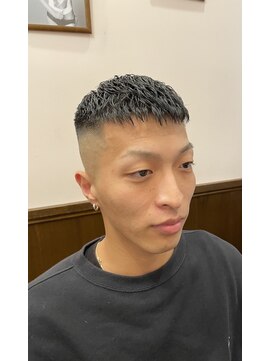 ヒロギンザ 神田店(HIRO GINZA) 濡れクロスキンフェード