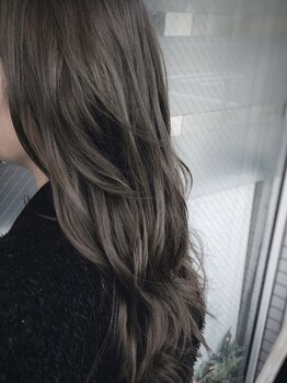ティティーサッポロ(tity sapporo)の写真/【大人気！オーガニックコース♪カット+カラー+カシミヤTｒ¥12500】毛髪修復できるフローディアTR取扱。