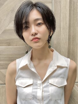 ビュー フクオカ(VIEW FUKUOKA) モードに大人可愛いダークアッシュイメチェンショートボブ