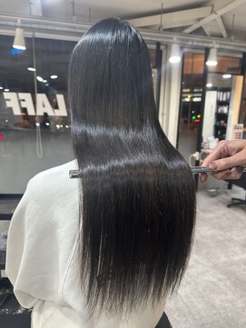 ラフ 難波店(LAFF) #黒髪#ボブルフ#ネビージュ#小顔#ワンレン